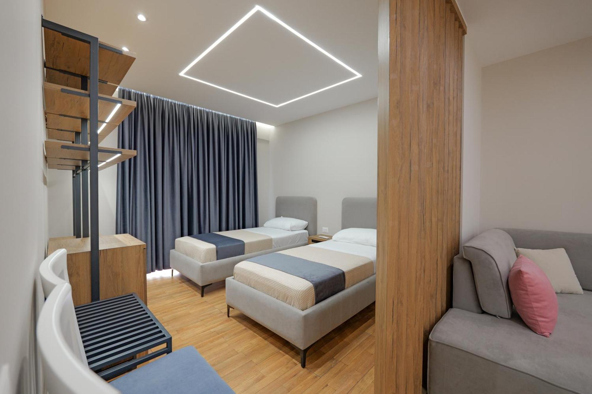 Beachside Modern * Sarande