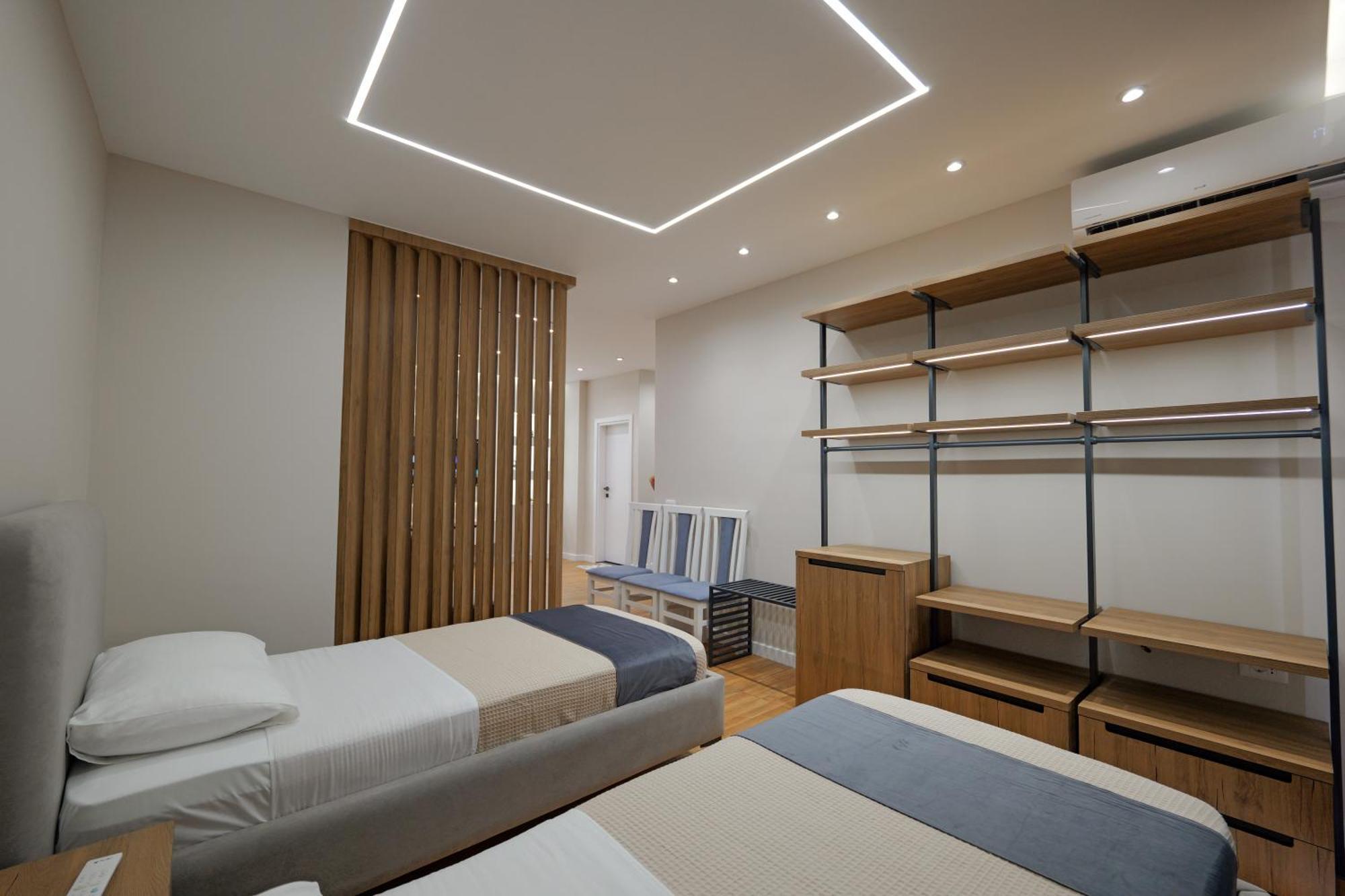 Beachside Modern Apartment